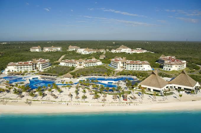 Blue Bay Grand Esmeralda - All Inclusive